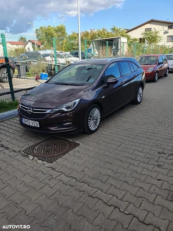 Second-hand Opel Astra 160 CP (117 kW) 2017 Culoaremaro Break