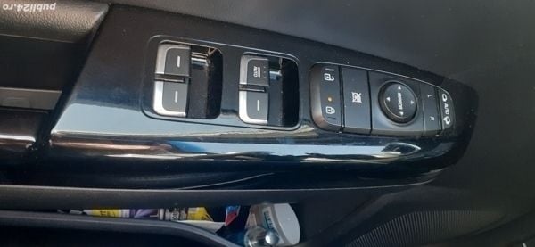 Second-hand Kia Sportage GT-Line 177 CP (130 kW) 2017 Gri SUV