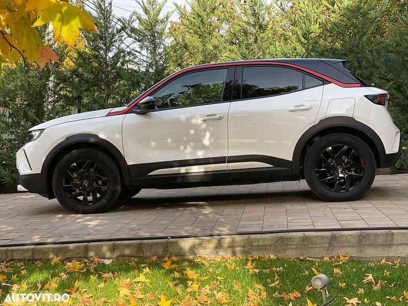 Second-hand Opel Mokka-e GS Line 100 kW (136 CP) 2023 Culoarealb SUV