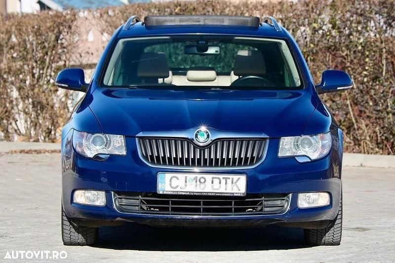 Albastru Utilizat 2011 Skoda Superb Elegance Break | 5.600 EUR (Preț bun) - Imagine 1/4
