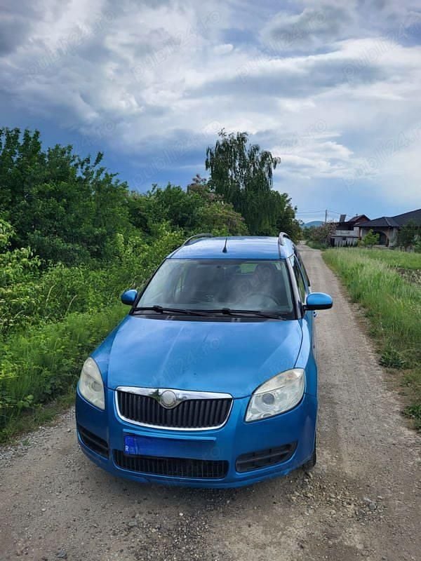 Utilizat 2009 Skoda Roomster Break | 2.200 EUR - Imagine 1/4