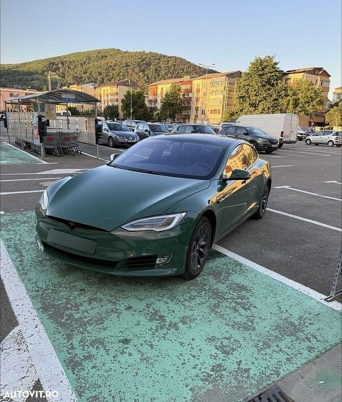 Culoareverde Second-hand 2019 Tesla Model S Hatchback | 31.800 EUR - Imagine 1/4