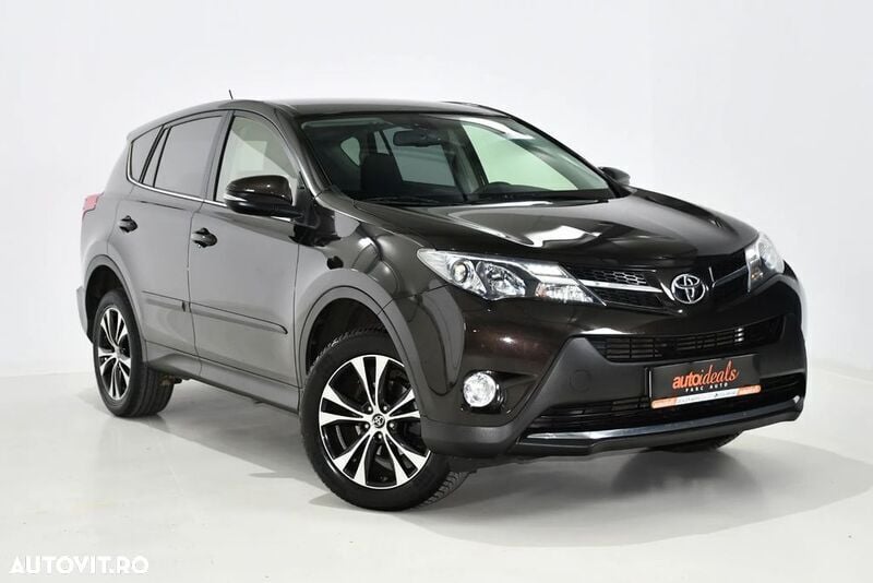 Maro Utilizat 2015 Toyota RAV4 Executive SUV | 12.390 EUR (Preț OK) - Imagine 1/4