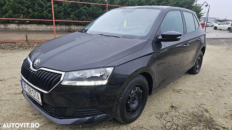 Culoarenegru Second-hand 2019 Skoda Fabia Hatchback | 6.250 EUR (Preț bun) - Imagine 1/4