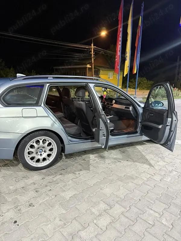 Second-hand BMW 320 163 CP (119 kW) 2007 Berlinǎ