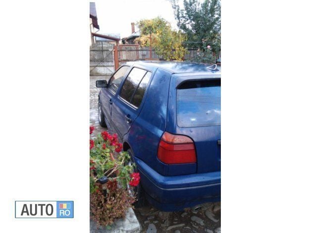 Second-hand VW Golf III 75 CP (55 kW) 1996 Albastru Hatchback