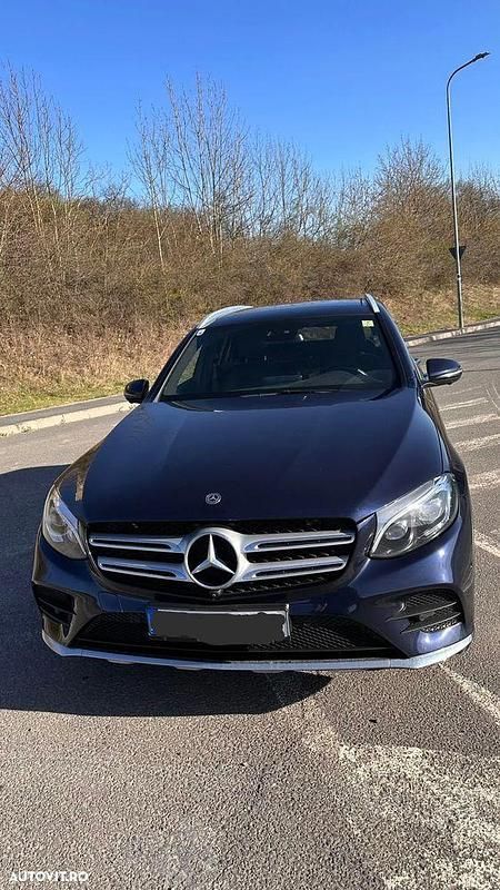 Second-hand Mercedes GLC350 320 CP (235 kW) 2017 Culoarealbastru SUV