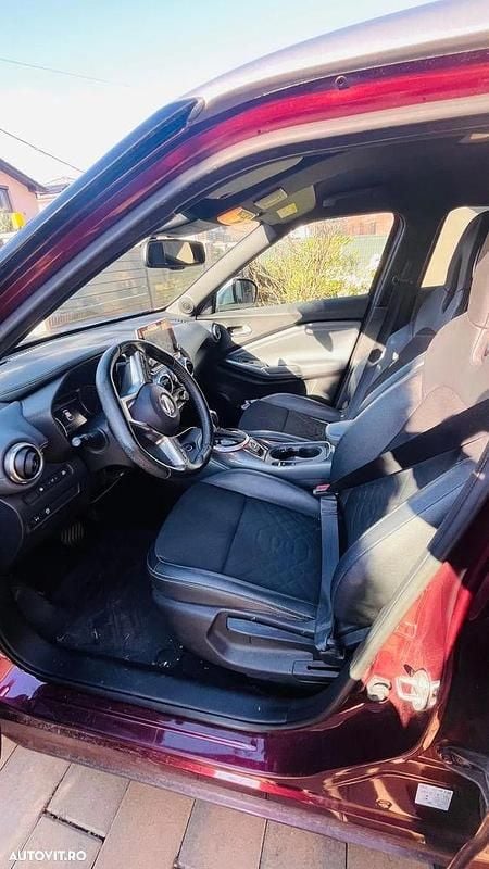 Second-hand Nissan Juke Tekna 115 CP (84 kW) 2020 Culoarerosu SUV