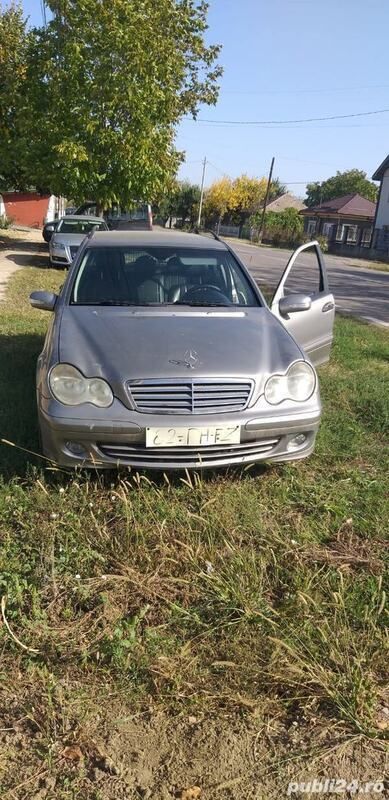Second-hand Mercedes 220 160 CP (117 kW) 2004 Break