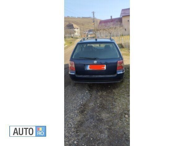 Albastru Utilizat 2002 VW Passat Break | 2.500 EUR (Puțin scump) - Imagine 1/4
