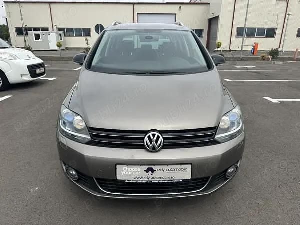 Maro Utilizat 2011 VW Golf VI Style Hatchback | 5.990 EUR (Preț OK) - Imagine 1/4