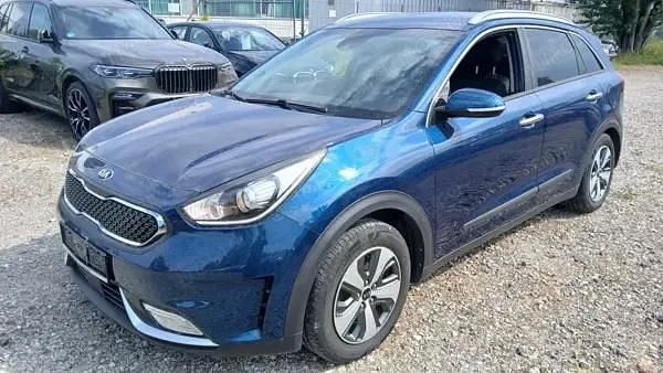 Albastru Utilizat 2018 Kia Niro 2 SUV | 13.200 EUR (Super Preț) - Imagine 1/4