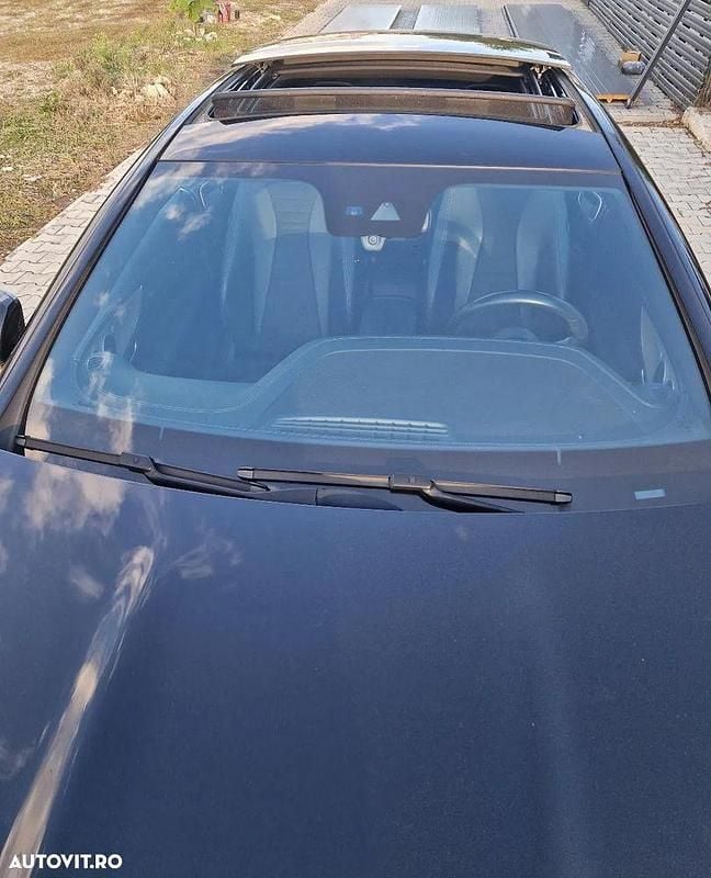 Second-hand Mercedes E200 197 CP (144 kW) 2023 Culoarenegru Coupe