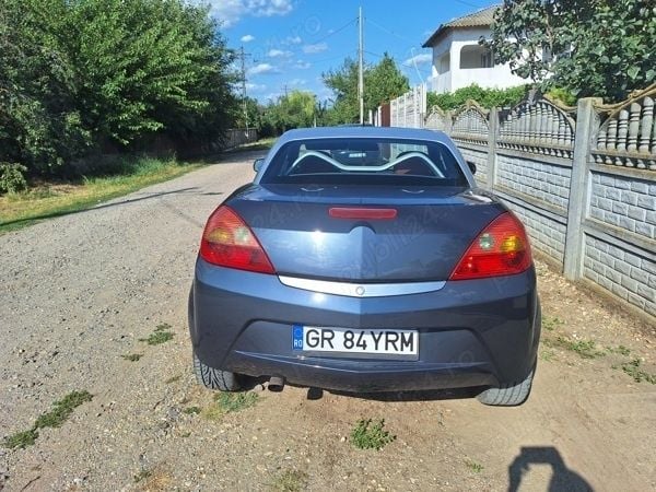 Second-hand Opel Tigra 90 CP (66 kW) 2007