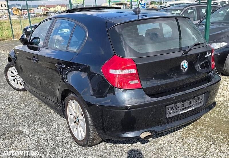 Second-hand BMW 120 Lifestyle 177 CP (130 kW) 2010 Culoarenegru Hatchback