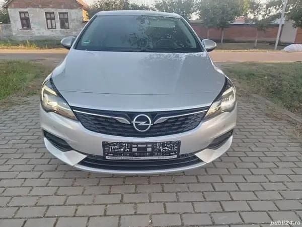 Second-hand Opel Astra Elegance 145 CP (106 kW) 2020 Argintiu Hatchback