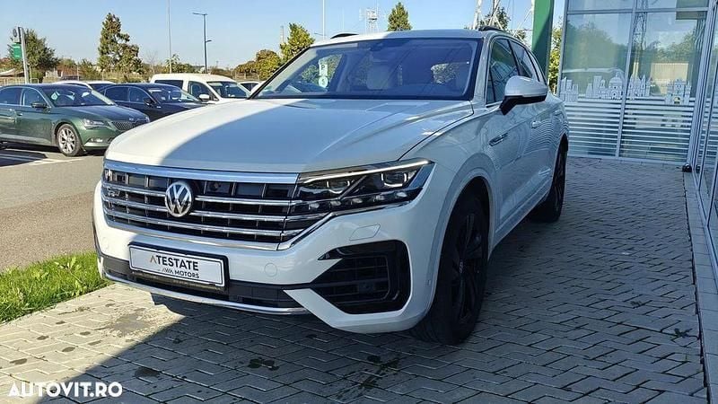 Culoarealb Utilizat 2018 VW Touareg Elegance SUV | 55.500 EUR - Imagine 1/4