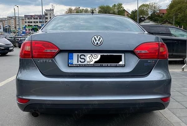 Second-hand VW Jetta 105 CP (77 kW) 2013 Berlinǎ