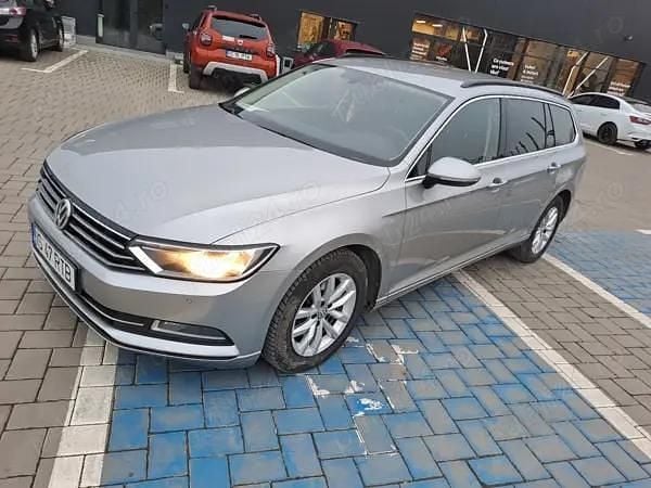 Utilizat 2016 VW Passat Break | 8.300 EUR (Preț bun) - Imagine 1/4