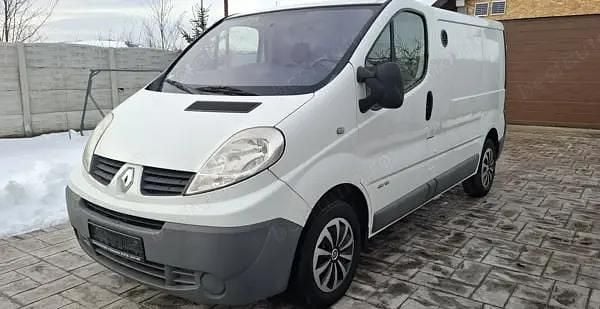 Second-hand Renault Trafic 114 CP (83 kW) 2014 Monovolum