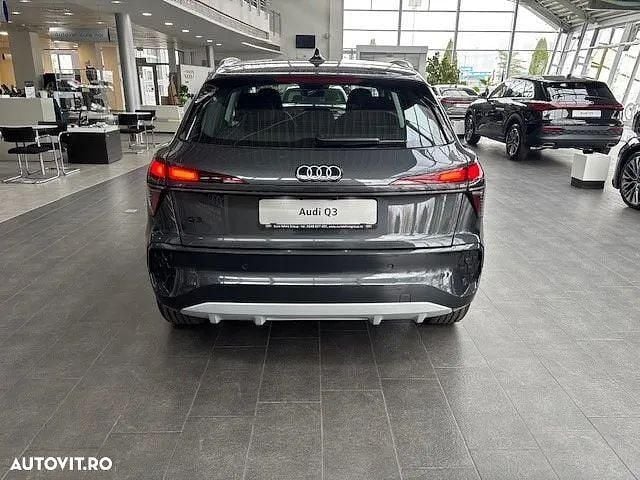 Nouă Audi Q3 Advanced Plus 150 CP (110 kW) 2025 Culoaregri SUV