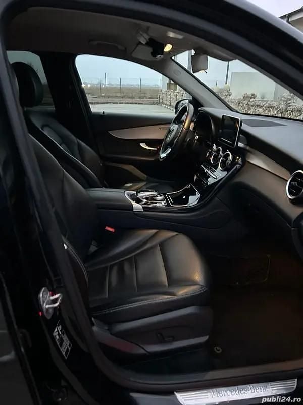 Second-hand Mercedes GLC220 170 CP (125 kW) 2017 SUV