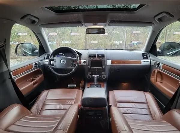 Second-hand VW Touareg 224 CP (164 kW) 2007 Negru SUV