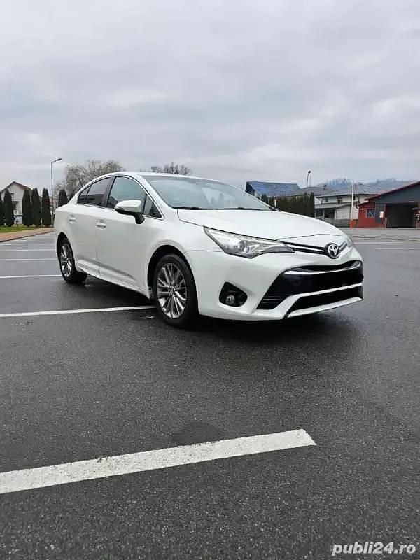 Second-hand Toyota Avensis 143 CP (105 kW) 2016 Berlinǎ