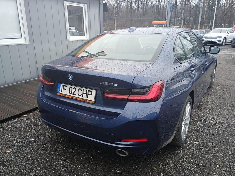 Second-hand BMW 330 292 CP (214 kW) 2023 Albastru Berlinǎ