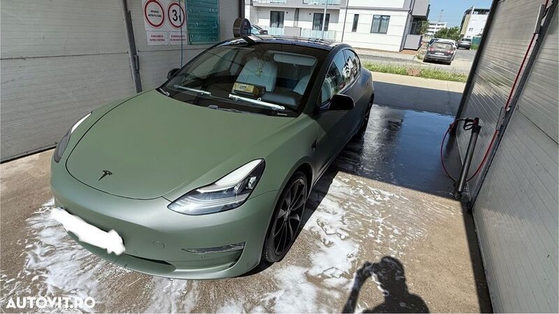 Verde Utilizat 2019 Tesla Model 3 Berlinǎ | 23.999 EUR (Preț OK) - Imagine 1/4
