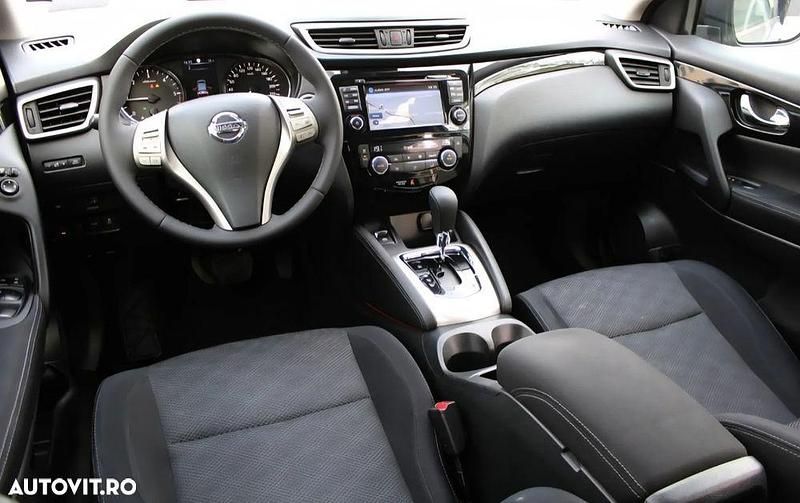 Culoaregri Utilizat 2016 Nissan Qashqai N-Connecta SUV | 12.000 EUR (Preț OK) - Imagine 1/4