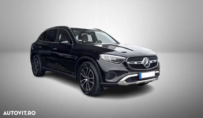 Negru Utilizat 2025 Mercedes GLC200 SUV | 49.147 EUR (Preț OK) - Imagine 1/4