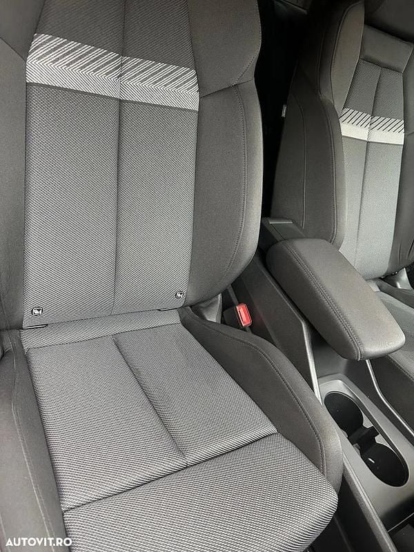 Second-hand Audi Q4 e-tron 150 kW (204 CP) 2022 Culoarenegru SUV