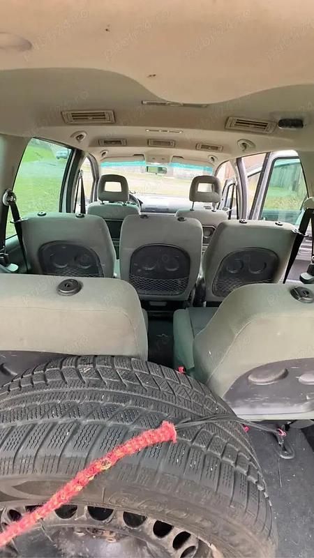 Second-hand VW Sharan 85 CP (62 kW) 2005 Gri Monovolum