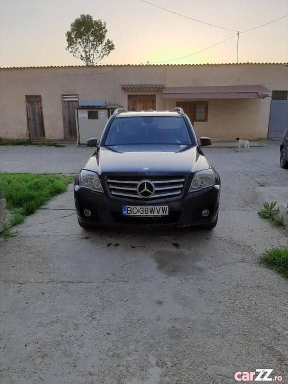 Utilizat 2012 Mercedes GLK220 SUV | 8.800 EUR (Super Preț) - Imagine 1/4