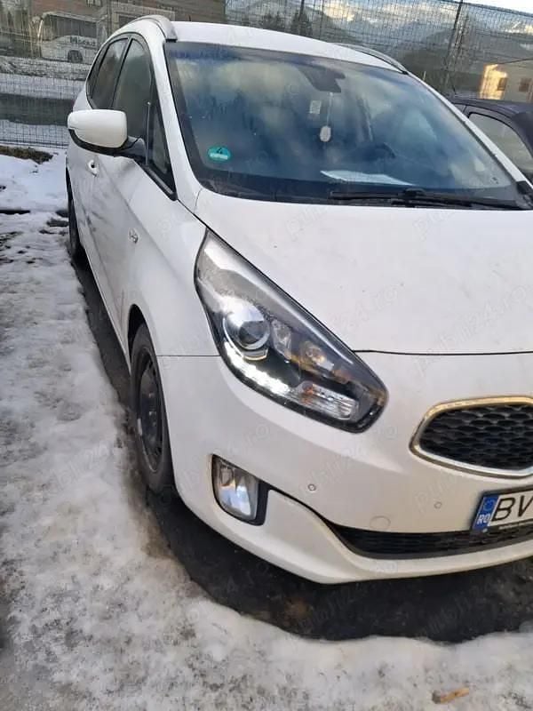 Second-hand Kia Carens 85 CP (62 kW) 2017 Monovolum