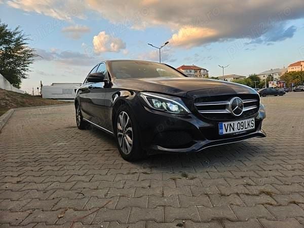Utilizat 2017 Mercedes C250 Hatchback | 22.500 EUR - Imagine 1/4