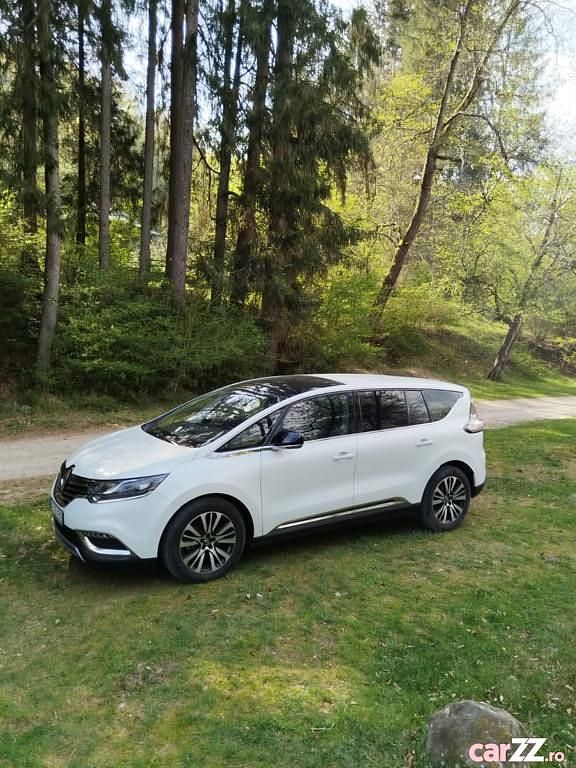 Second-hand Renault Grand Espace Initiale Paris 160 CP (117 kW) 2015 Alb Monovolum