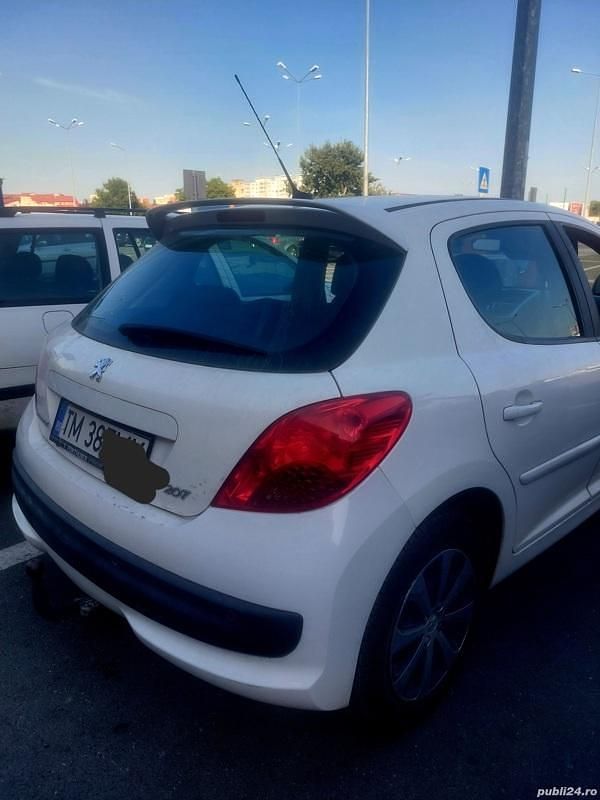 Second-hand Peugeot 207 72 CP (52 kW) 2009 Alb Hatchback