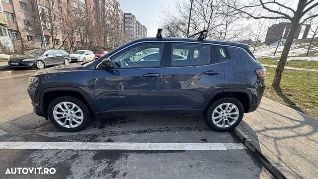 Second-hand Jeep Compass Longitude 130 CP (95 kW) 2022 Culoarealbastru SUV