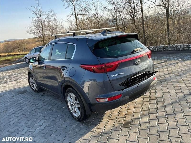 Second-hand Kia Sportage 136 CP (100 kW) 2016 Culoarealbastru SUV