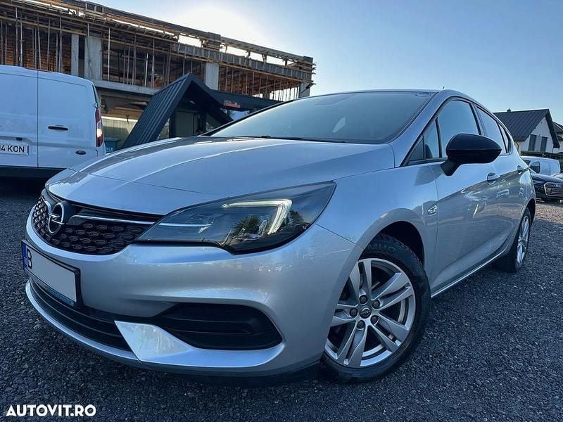 Culoareargint Utilizat 2021 Opel Astra Elegance Hatchback | 9.900 EUR (Preț OK) - Imagine 1/4