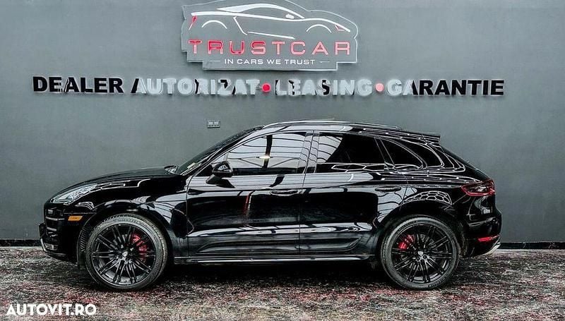 Second-hand Porsche Macan 440 CP (323 kW) 2017 Culoarenegru SUV