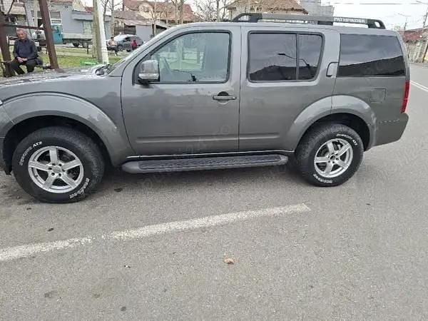 Second-hand Nissan Pathfinder 180 CP (132 kW) 2008 SUV
