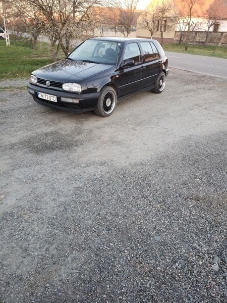 Negru Utilizat 1997 VW Golf III GTD Berlinǎ | 3.500 EUR - Imagine 1/4