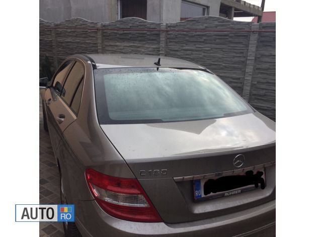Maro Utilizat 2009 Mercedes C180 | 13.600 EUR - Imagine 1/3