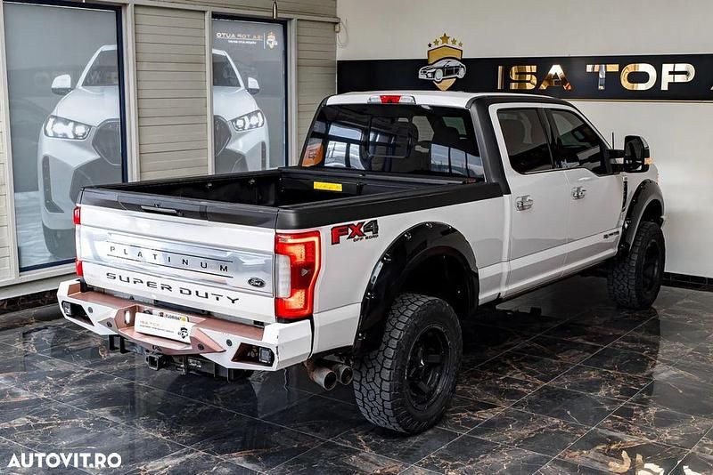 Second-hand Ford F250 450 CP (330 kW) 2017 Culoarealb Pickup