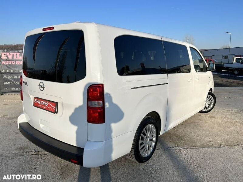 Second-hand Opel Vivaro 120 CP (88 kW) 2021 Alb Monovolum
