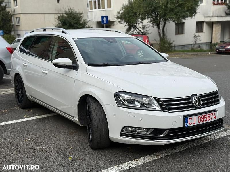 Culoarealb Utilizat 2014 VW Passat Edition Break | 7.770 EUR (Preț OK) - Imagine 1/4