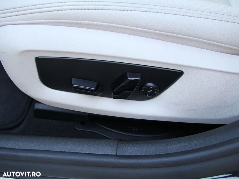 Second-hand BMW 520 Efficient Dynamics 190 CP (139 kW) 2017 Negru Berlinǎ